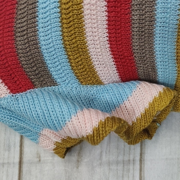 Women's Knitted Flutter Sleeve V-Neck Sweater Top, Size Large - Picture 3 of 7